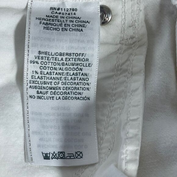 True Religion Emma White Bermuda Short Flap Shorts Sz 26 - Picture 6 of 7